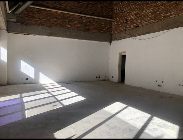 334M² RETAIL TO LET IN ROSEBANK